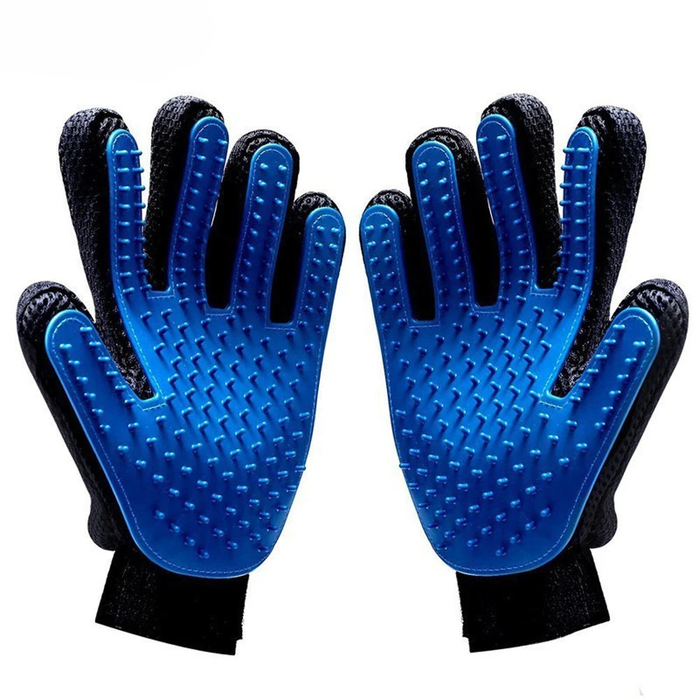 Pet Grooming Glove – Gently Removes Loose Fur from Cats & Dogs